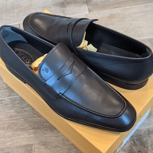 Men's Tod's Mocassino Leather Penny Loafers